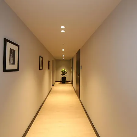 Mulaj Szálloda Tirana