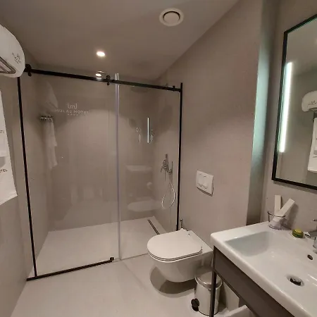 Mulaj Szálloda Tirana