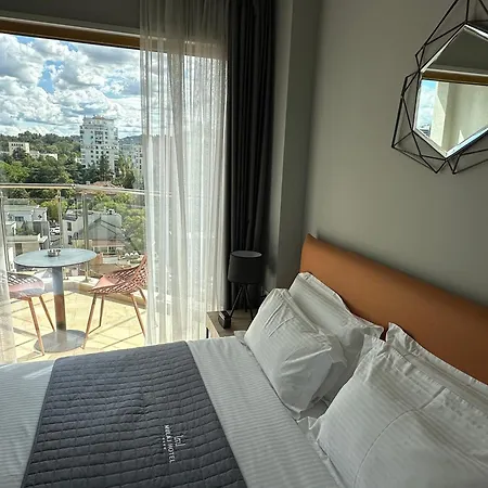 Mulaj Szálloda Tirana