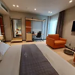 Mulaj 4*