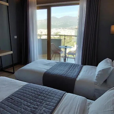 Mulaj Hotell Tirana