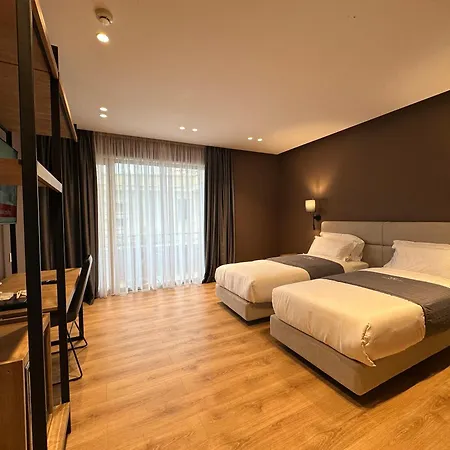 Mulaj 4* טיראנה