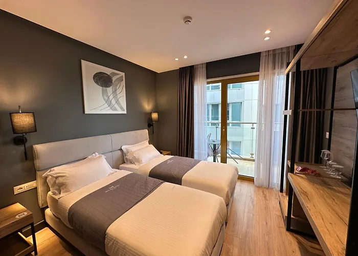Mulaj 4* Тирана